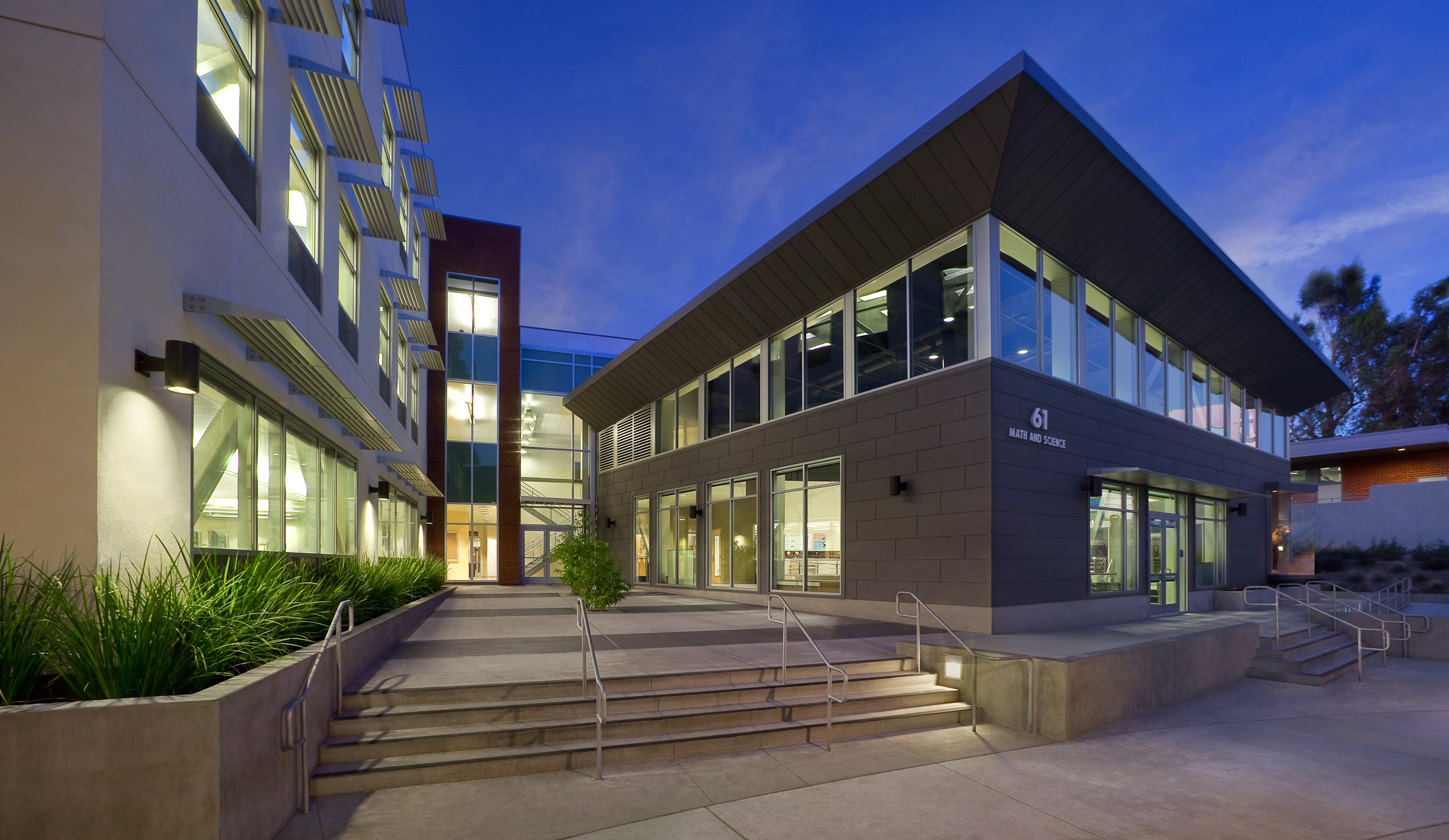 MT SAN ANTONIO COLLEGE
